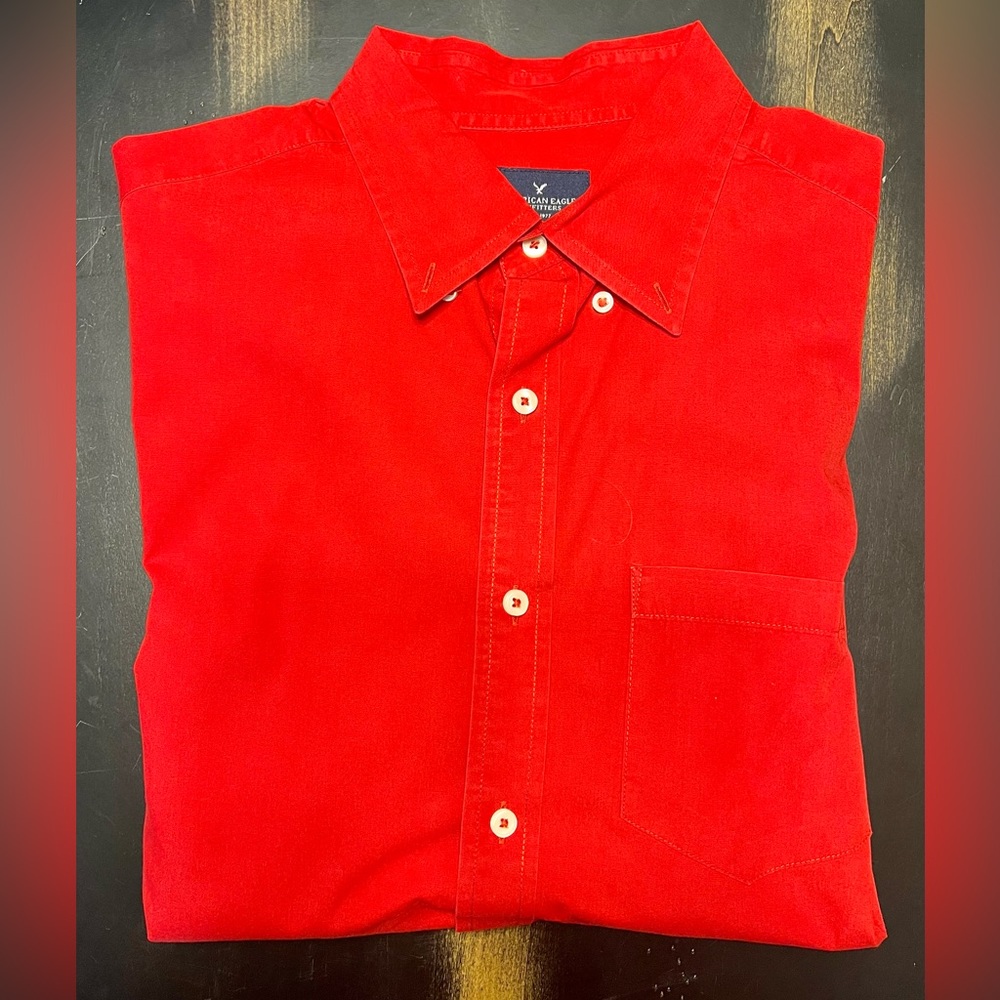 American Eagle Men’s Dress Shirt, size medium